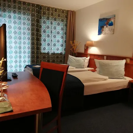 Moosburger Hof Hotel *