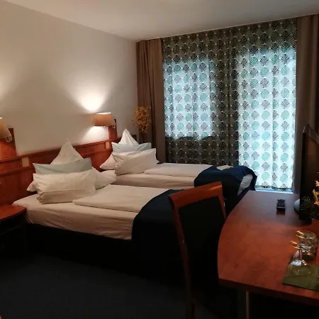 Moosburger Hof Hotel *